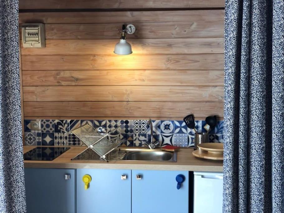 Chalet Bois Cosy Avec Piscine Aix Nature エクス＝アン＝プロヴァンス エクステリア 写真